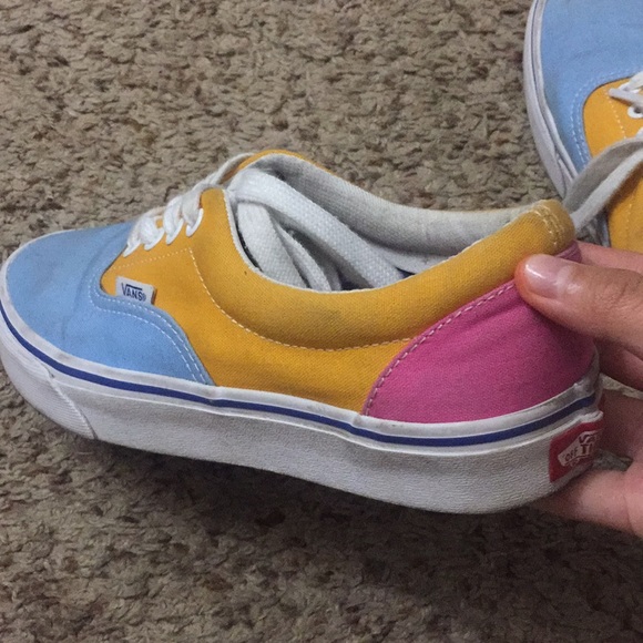 Vans - Picture 2 of 3